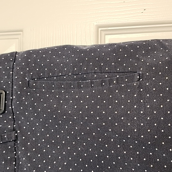 ANN TAYLOR WOMAN'S BERMUDA SHORTS - Picture 3 of 12